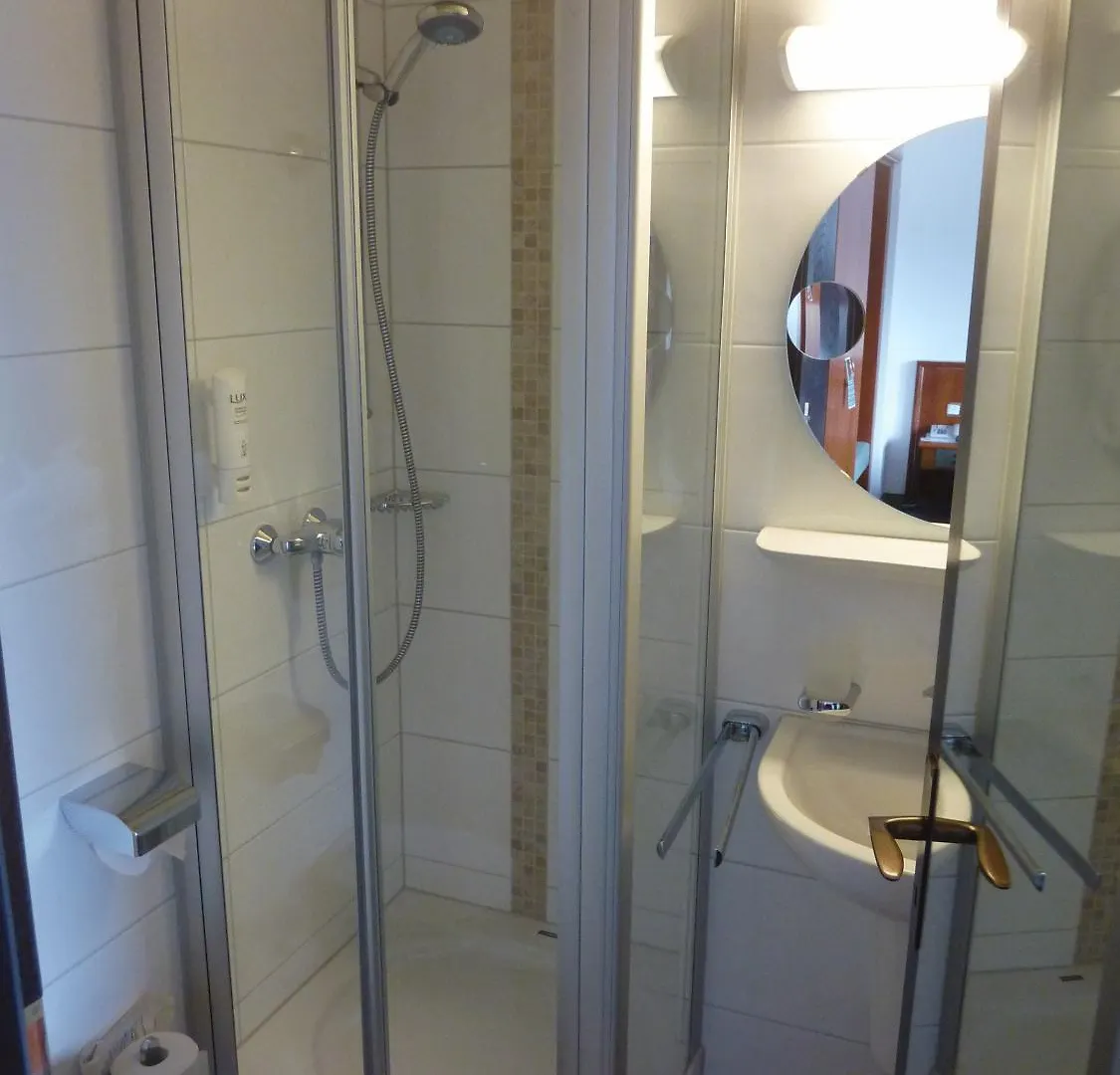 Hotel Alter Kranen Wurzburgo