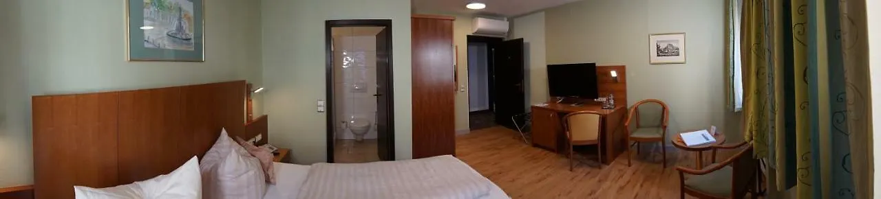 Hotel Alter Kranen Wurzburgo